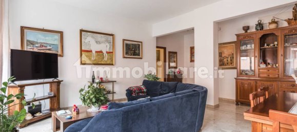 2 bedrooms Apartment in Rome, Italy No. 168733 6