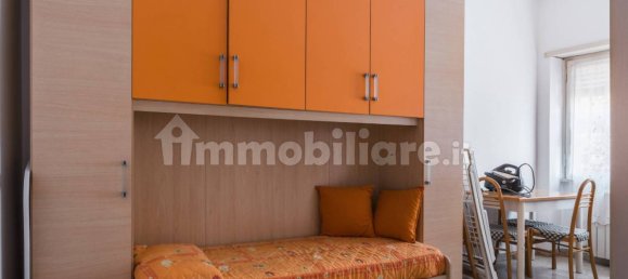 2 bedrooms Apartment in Rome, Italy No. 168733 17