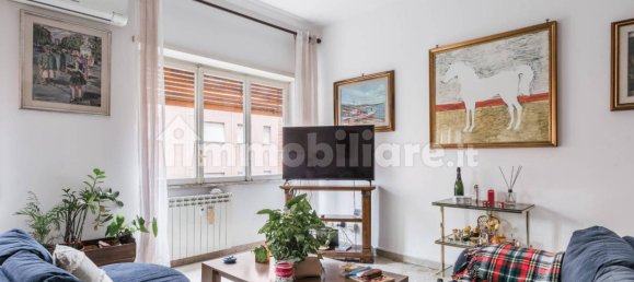 2 bedrooms Apartment in Rome, Italy No. 168733 8