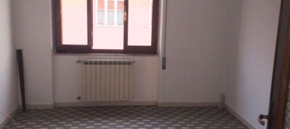 6غرفة شقة في Sarzana, Italy رقم 75684 9