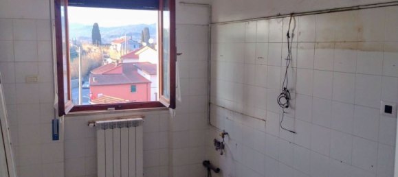 6غرفة شقة في Sarzana, Italy رقم 75684 6