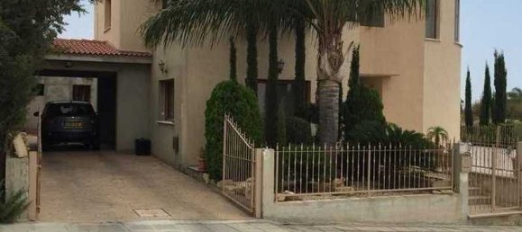 3 bedrooms Commercial property in Agios Athanasios, Cyprus No. 6643 9