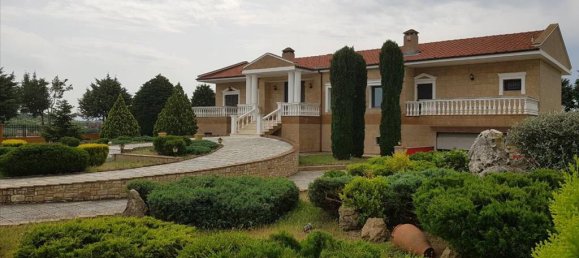 4 Schlafzimmer Gewerbliche Immobilie in Thessaloniki, Greece, Nr. 5710 4