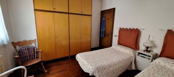 4 bedrooms Apartment in Ancona, Italy No. 379580 13