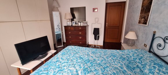 4 bedrooms Apartment in Ancona, Italy No. 379580 17