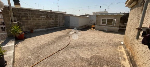 Дом с 4 спальнями в Грумо Аппула, Италия № 31674 29