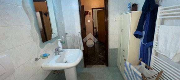 Дом с 4 спальнями в Грумо Аппула, Италия № 31674 28