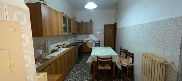 Дом с 4 спальнями в Грумо Аппула, Италия № 31674 22