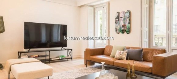Apartamento de 2 dormitorios en Madrid, Spain No. 161677 2