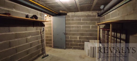 6 bedrooms House in Autun, France No. 343909 15