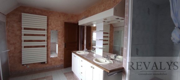 6 bedrooms House in Autun, France No. 343909 11