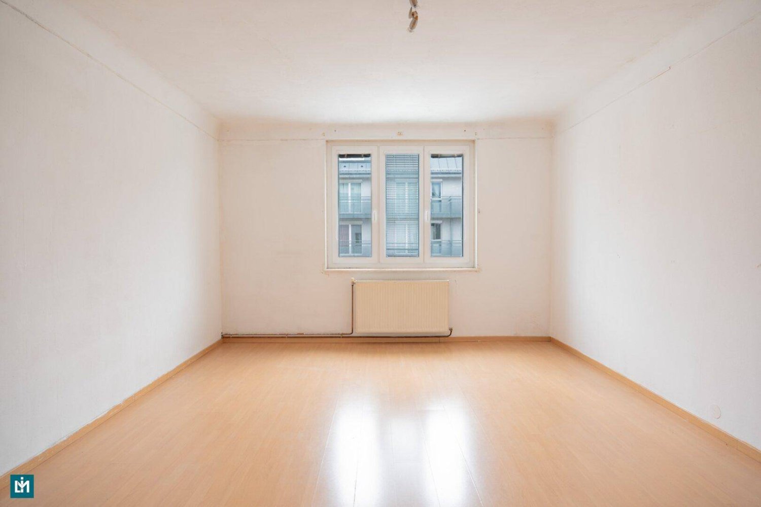 Estudio en Meidling, Austria No. 250032