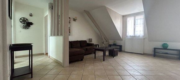 2 Schlafzimmer Wohnung in Orleans, France, Nr. 282701 3