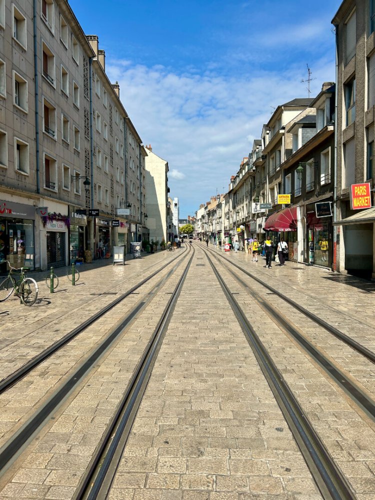 2 Schlafzimmer Wohnung in Orleans, France, Nr. 282701