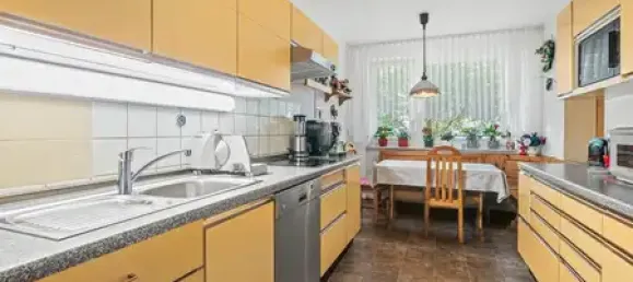 4 rooms Apartment in Konstanz, Germany No. 112941 7
