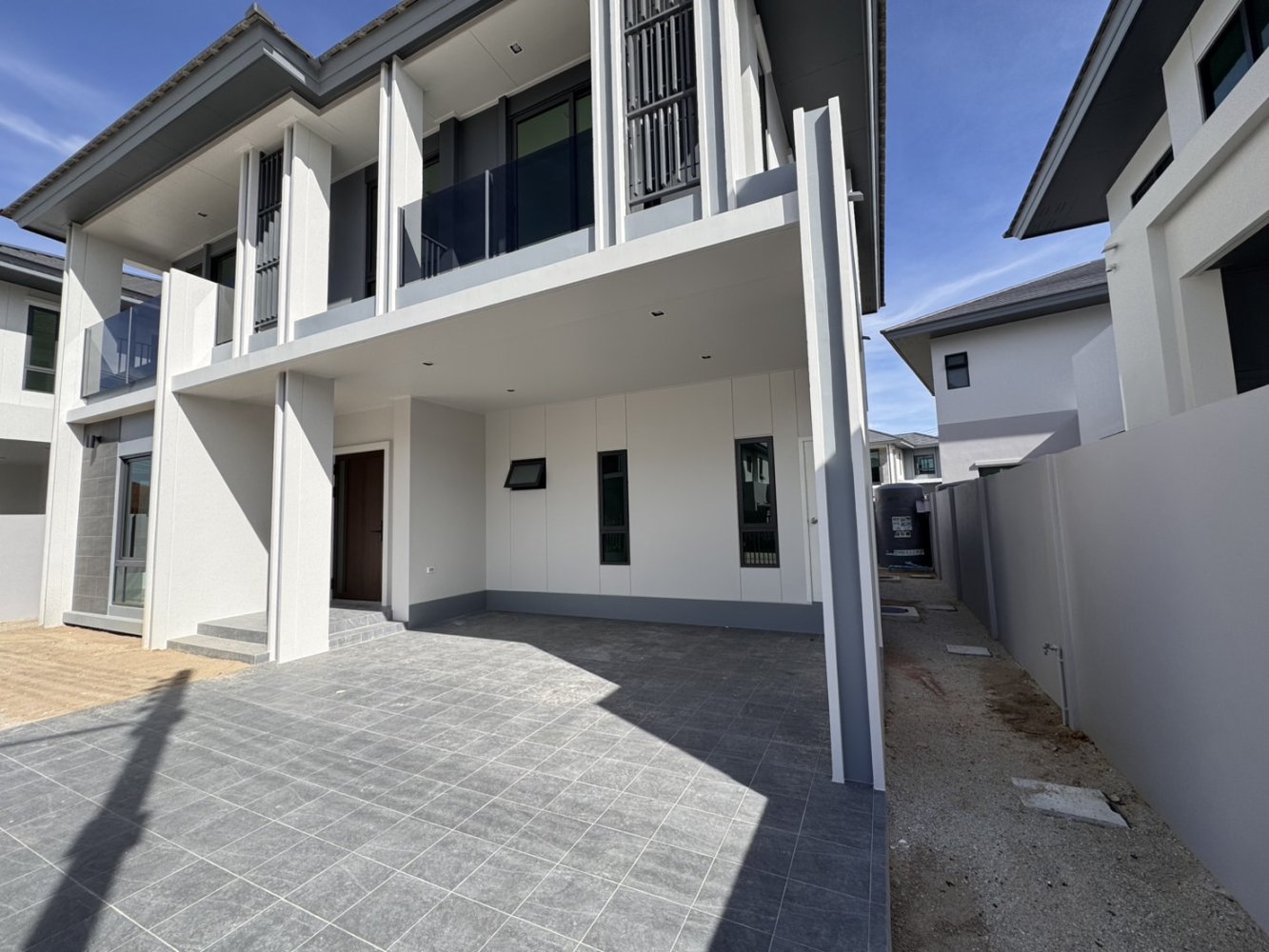 Вилла с 4 спальнями в Паттайя, Таиланд № 69292