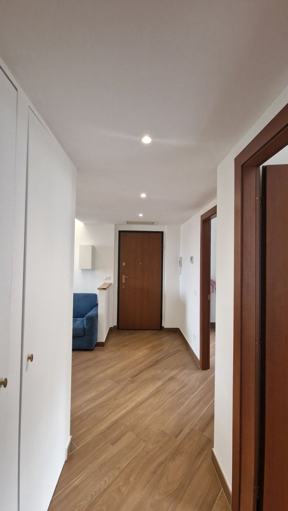 4 rooms Apartment in Milan, Italy No. 287658
