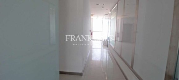 Escritório em Saint Julian's, Malta 295 m² N.º 12695 6