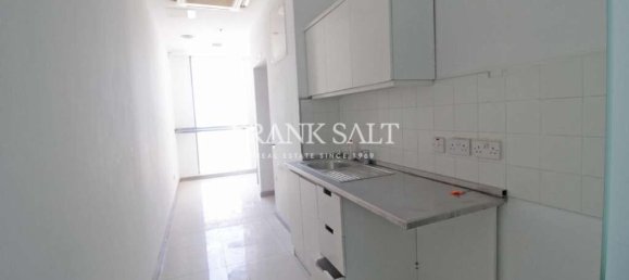 Escritório em Saint Julian's, Malta 295 m² N.º 12695 21