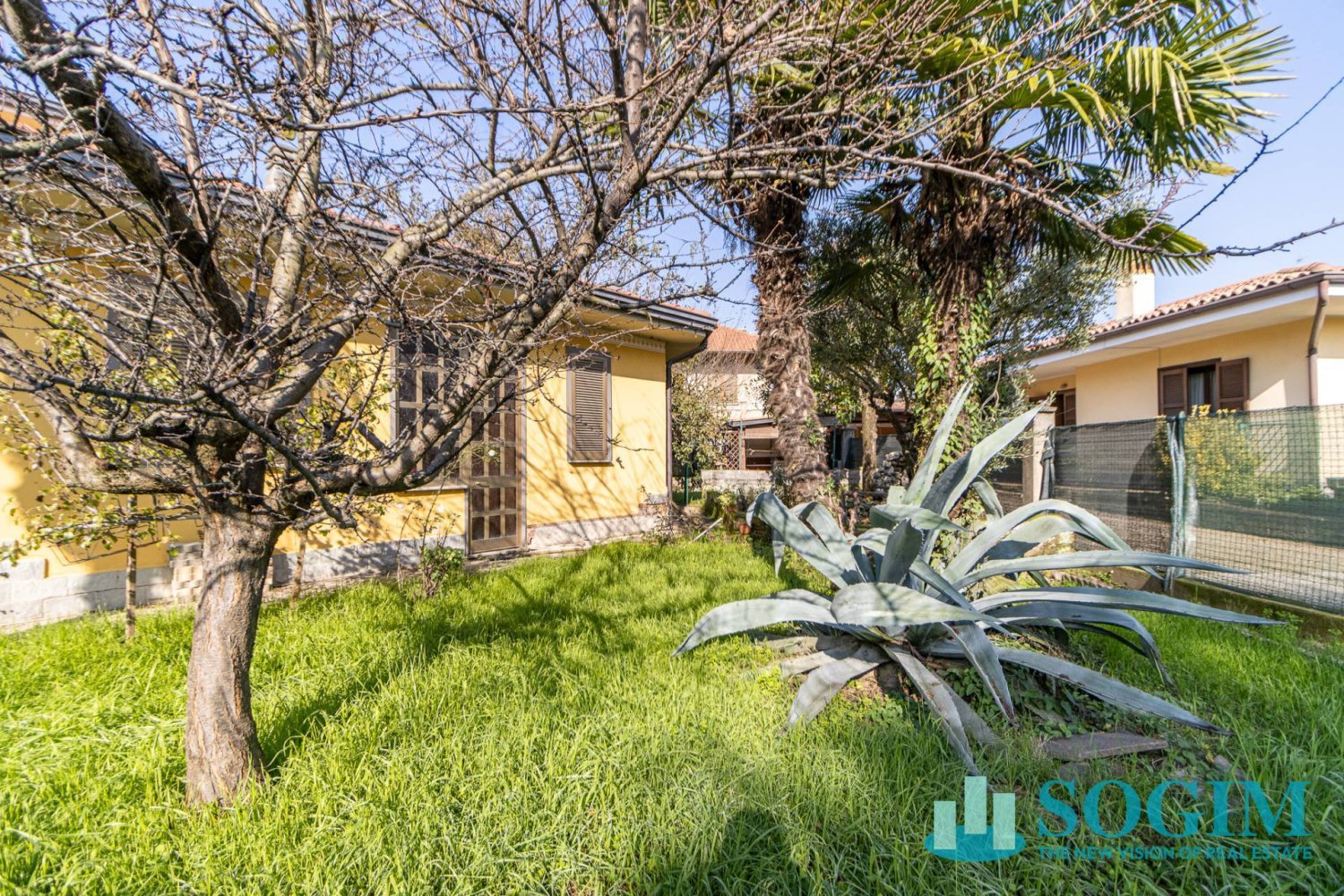 6 bedrooms Villa in Triuggio, Italy No. 160915