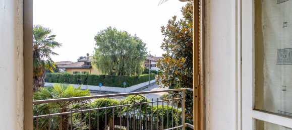 6 bedrooms Villa in Triuggio, Italy No. 160915 12