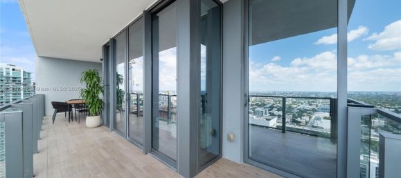 2 dormitorios propiedad comercial en venta en Miami, Miami-Dade, Florida, USA № 615903 18