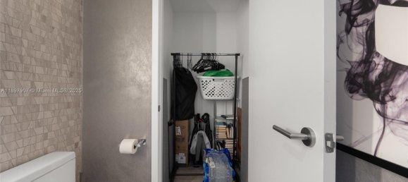 2 dormitorios propiedad comercial en venta en Miami, Miami-Dade, Florida, USA № 615903 15
