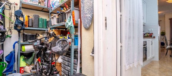 3 Schlafzimmer Doppelhaus in Alicante, Spain, Nr. 181485 13