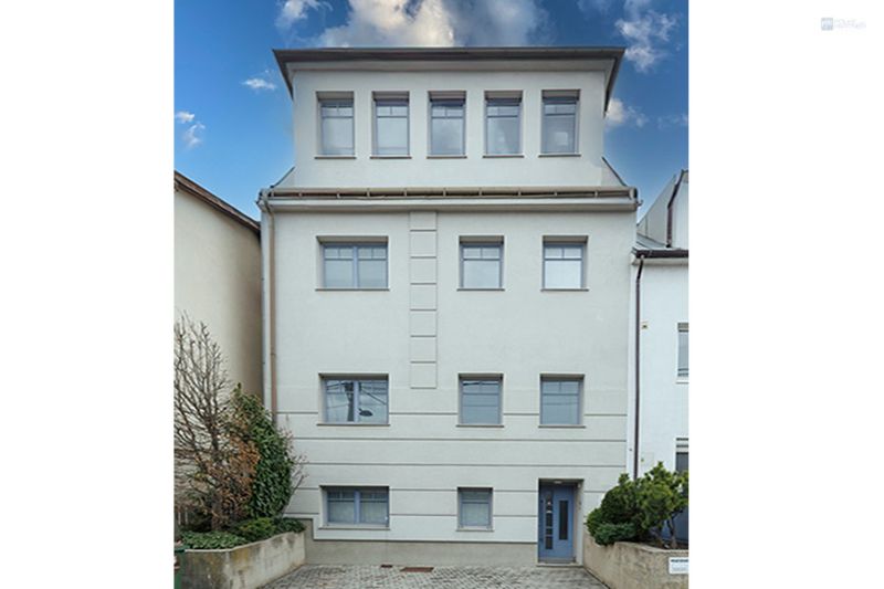 7 rooms Townhouse in Penzing, Austria No. 141452