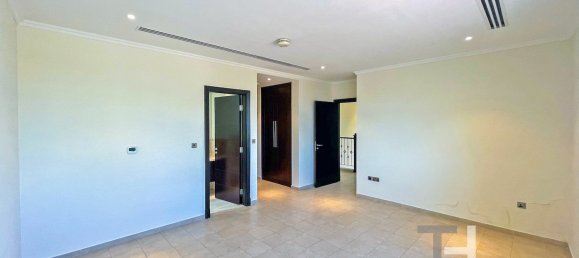 4 bedrooms Villa in Jumeirah Park, UAE No. 28694 16
