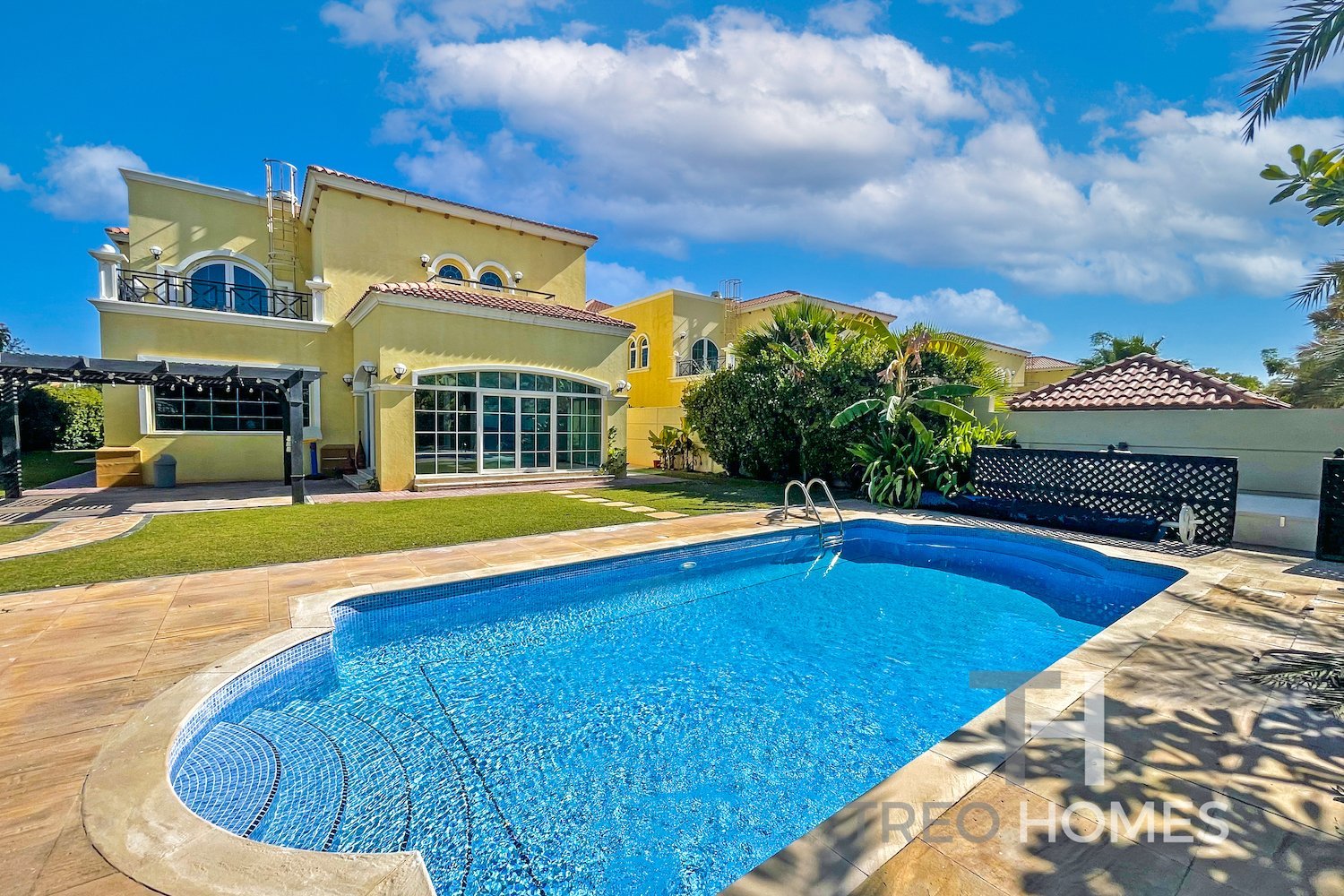 4 bedrooms Villa in Jumeirah Park, UAE No. 28694