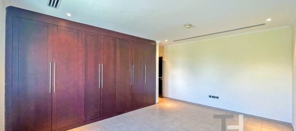 4 bedrooms Villa in Jumeirah Park, UAE No. 28694 13