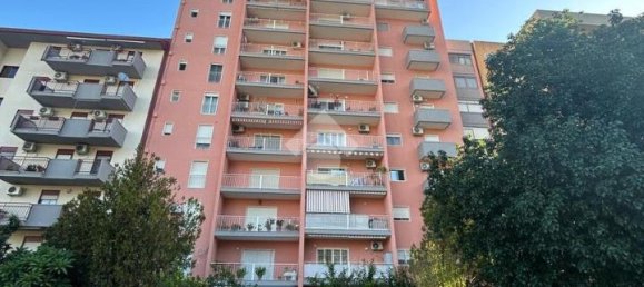 Apartamento de 5 habitaciónes en Palermo, Italy No. 156950 2