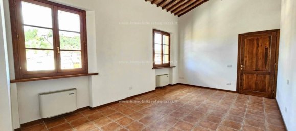 3 bedrooms Apartment in Certaldo, Italy No. 285442 7