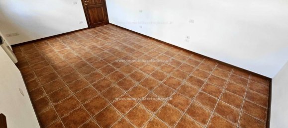 3 bedrooms Apartment in Certaldo, Italy No. 285442 10