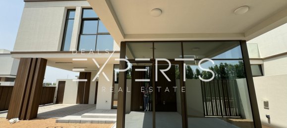 Villa T4 em Abu Dhabi, UAE N.º 55158 2