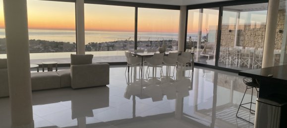 6 bedrooms Villa in Benissa, Spain No. 1865 2