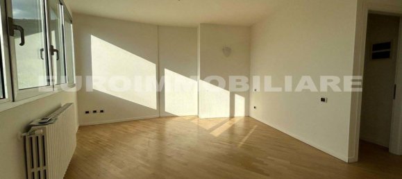 1 bedroom Apartment in Brescia, Italy No. 312832 6