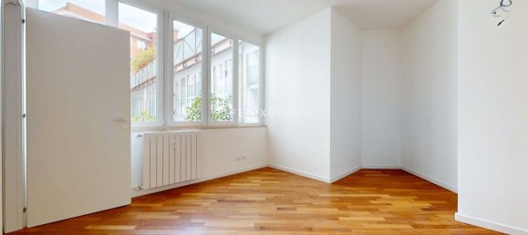 Квартира с 2 спальнями в Милан, Италия № 357780 7