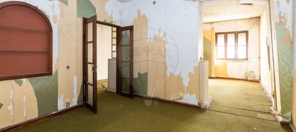 676m² Building in Barreiro, Portugal No. 142871 10