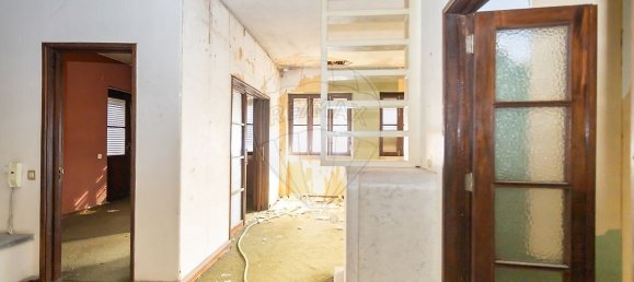 676m² Building in Barreiro, Portugal No. 142871 14