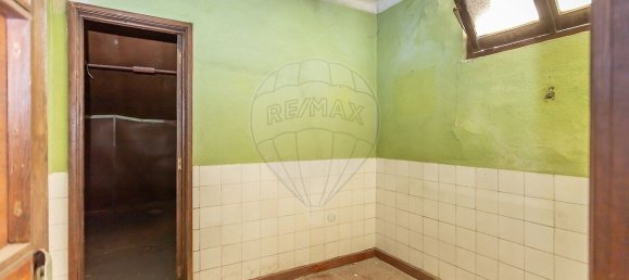 676m² Building in Barreiro, Portugal No. 142871 30