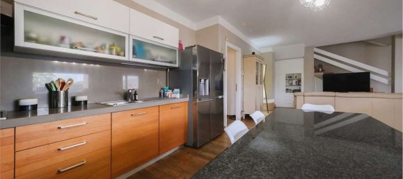 6 rooms Apartment in Sona, Italy No. 53124 8