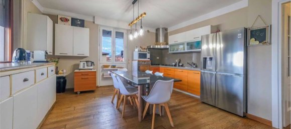 6 rooms Apartment in Sona, Italy No. 53124 5