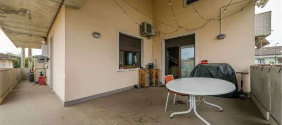 6 rooms Apartment in Sona, Italy No. 53124 15