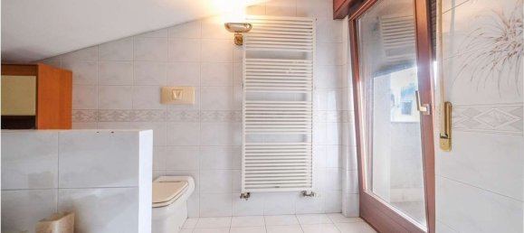 6 rooms Apartment in Sona, Italy No. 53124 46