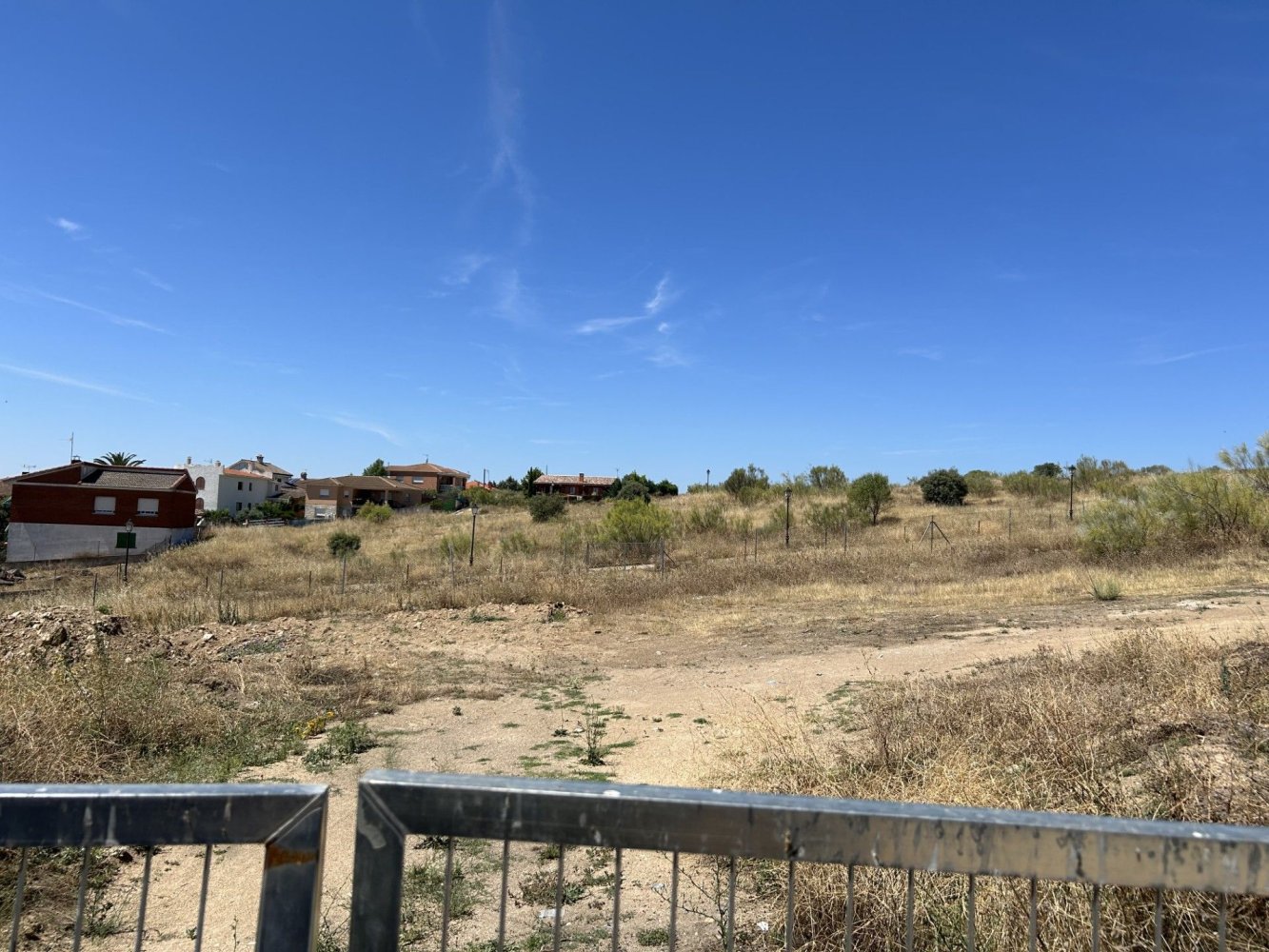 1730m² Land in Navas del Rey, Spain No. 103961