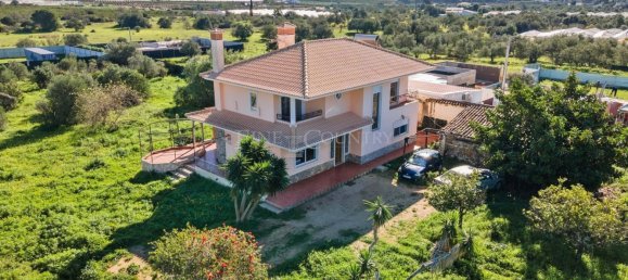 3 bedrooms Villa in Faro, Portugal No. 316903 2