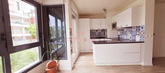 3 bedrooms Apartment in Gennevilliers, France No. 327226 3
