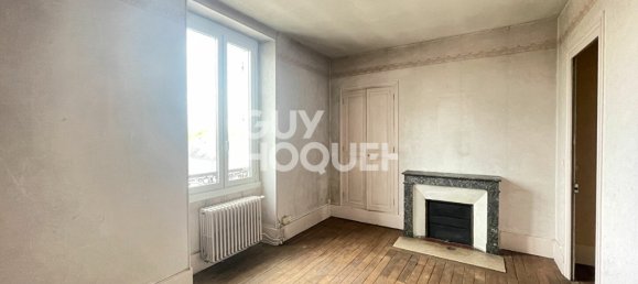 3 bedrooms House in Saint-Doulchard, France No. 93411 8